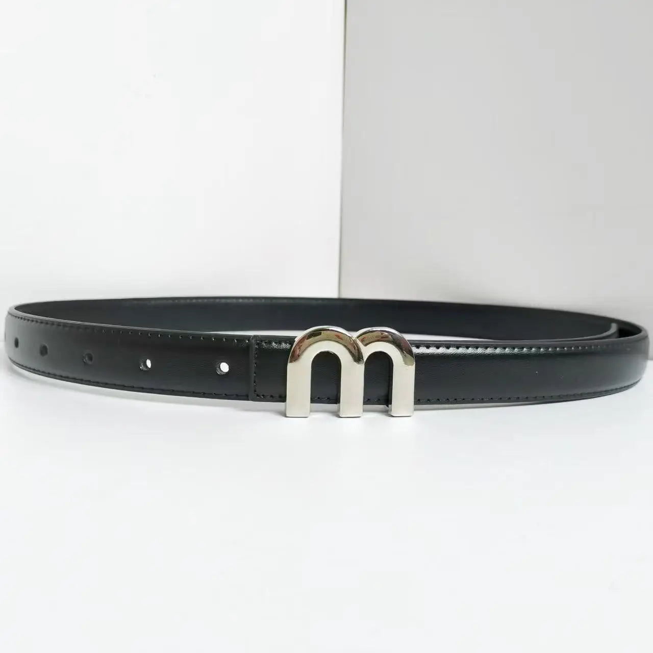 Women’s Elegant Belt with Silver Buckle - Ellivora