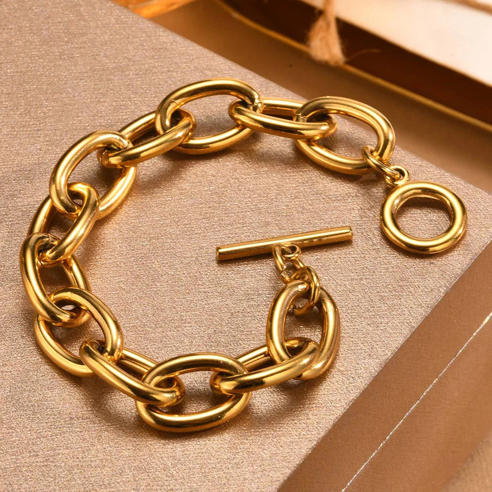 Gold Chunky Toggle Chain Bracelet for Women - Ellivora